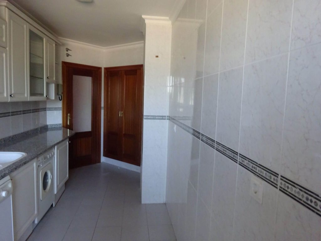 Cocina Piso en León, Calle Vega de Infanzones, Zona Eras de Renueva En Venta Igd Royal Home, Inmobiliaria En León, en Venta por IGD Royal Home - Inmobiliaria En León