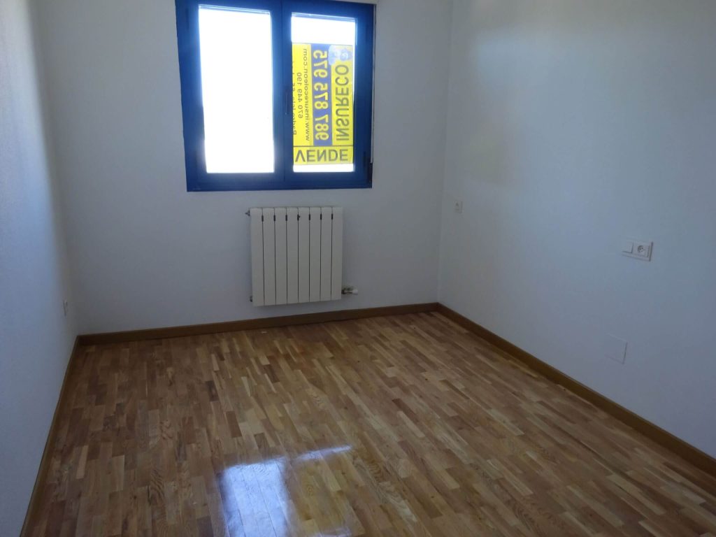 Dormitorio Piso en León, Calle Vega de Infanzones, Zona Eras de Renueva En Venta Igd Royal Home, Inmobiliaria En León, en Venta por IGD Royal Home - Inmobiliaria En León