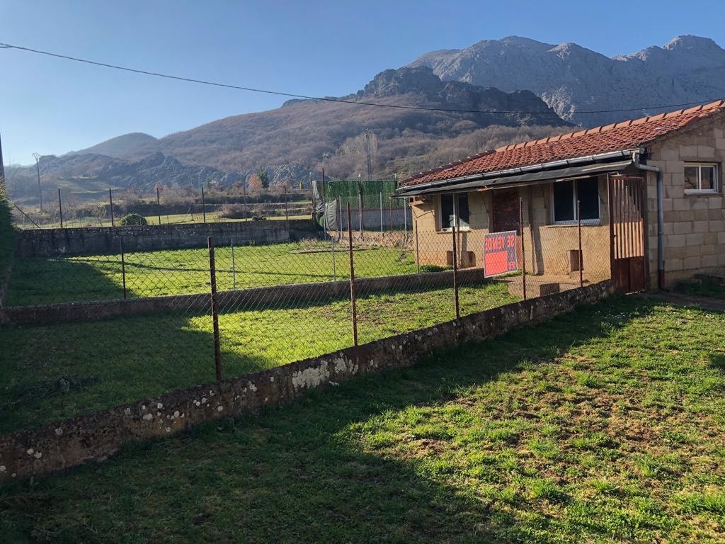 Exterior de casa en venta en Vegacervera, León por IGD ROYAL HOME, Inmobiliaria en León