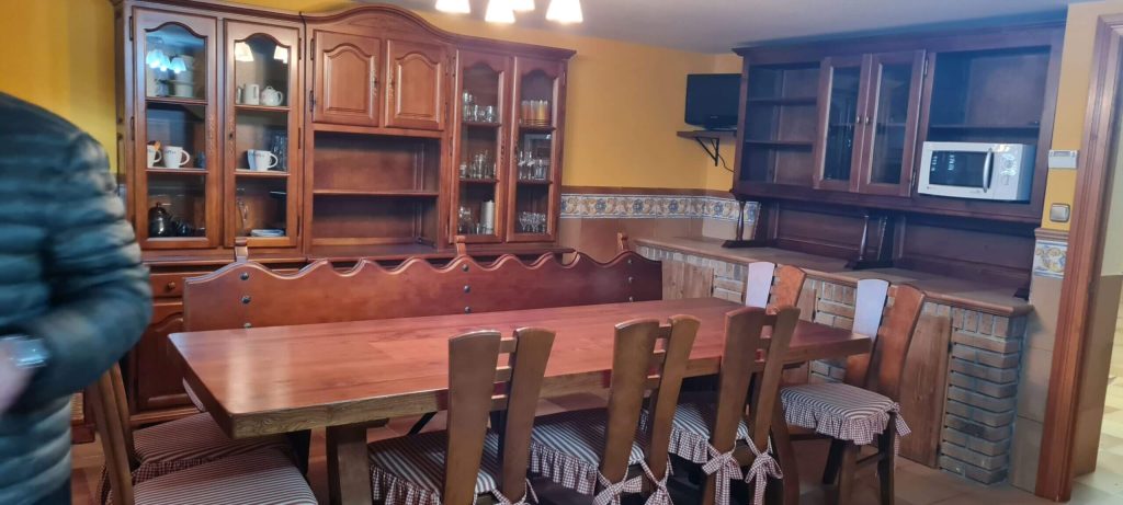 Salón casa en Sariegos (León), Calle Reguera. En venta por IGD ROYAL HOME, Inmobiliaria en León